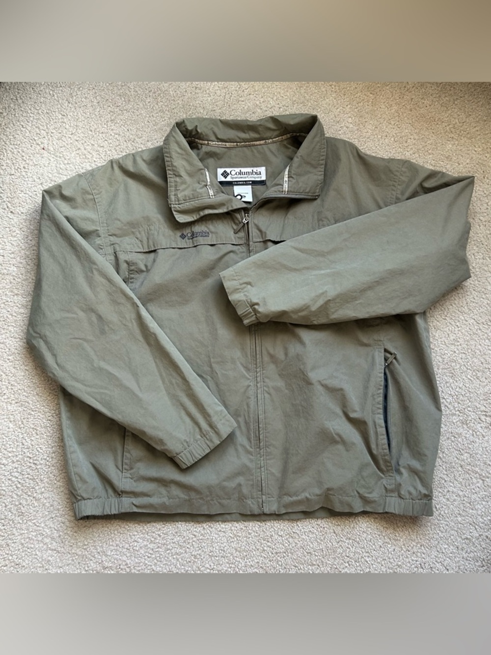 Columbia Men's Olive Lightweight Zip-Up Jacket